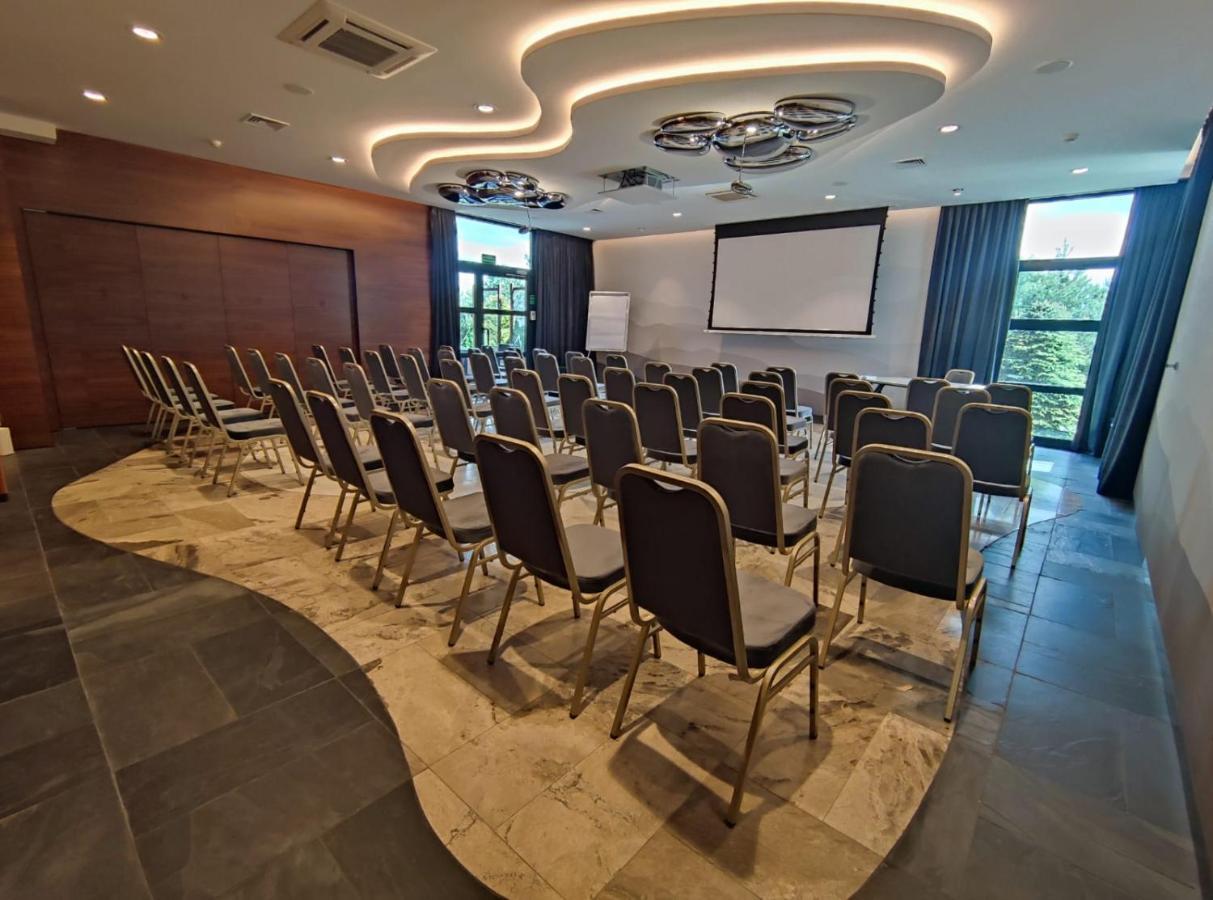 Bazuny Hotel&Spa Koscierzyna Bagian luar foto