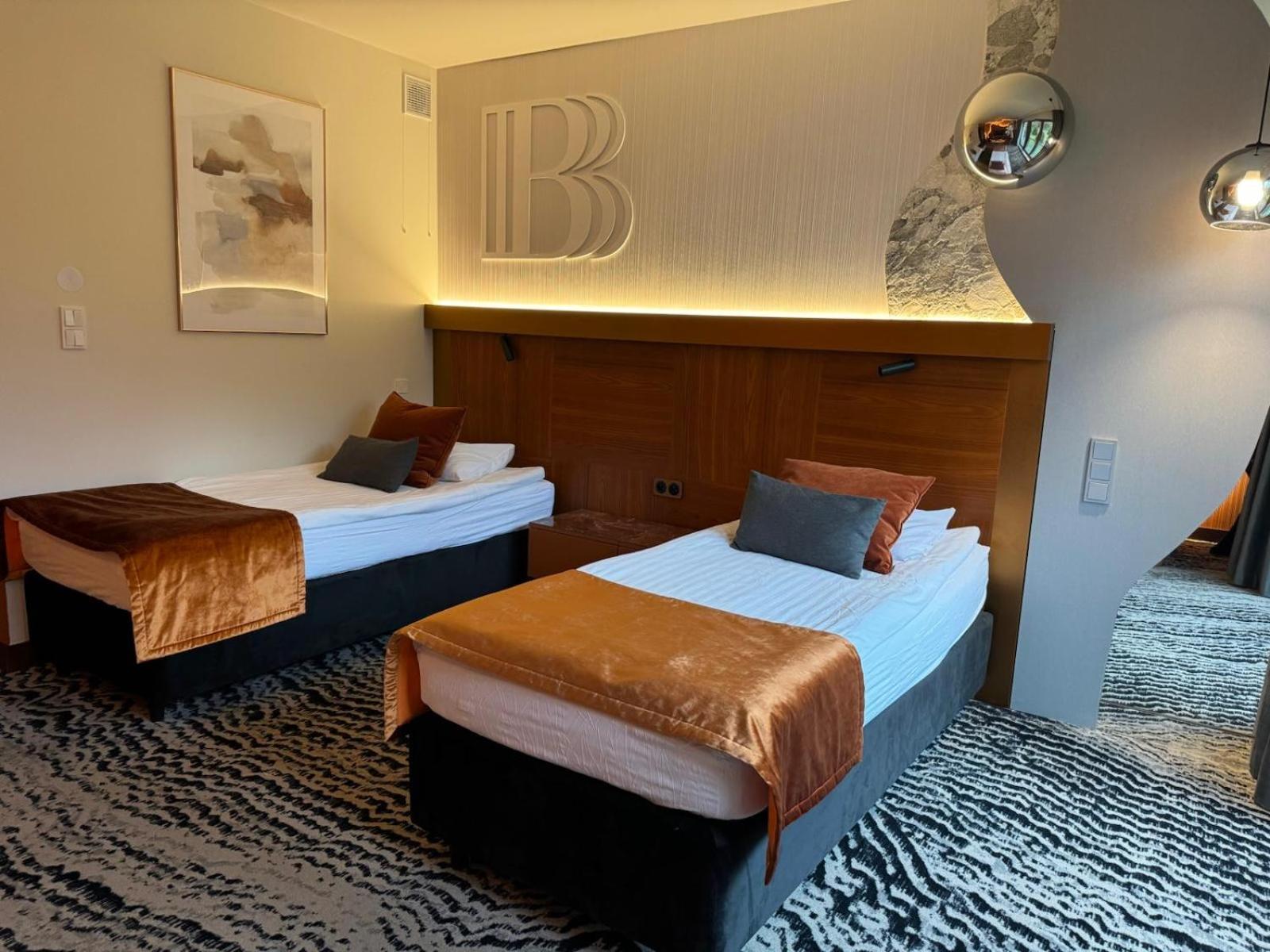 Bazuny Hotel&Spa Koscierzyna Bagian luar foto